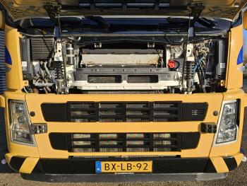 Terberg FM2850-T / 10x4 / PENZ CRANE / KRAN